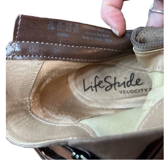 Life stride Velocity - Brown ankle boots with straps - Size 6.5 - Picture 8 of 9